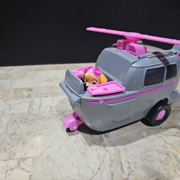 Paw Patrol Skye's Helicopter Transforming toy, Large- Pink and Gray - Picture 2 of 12